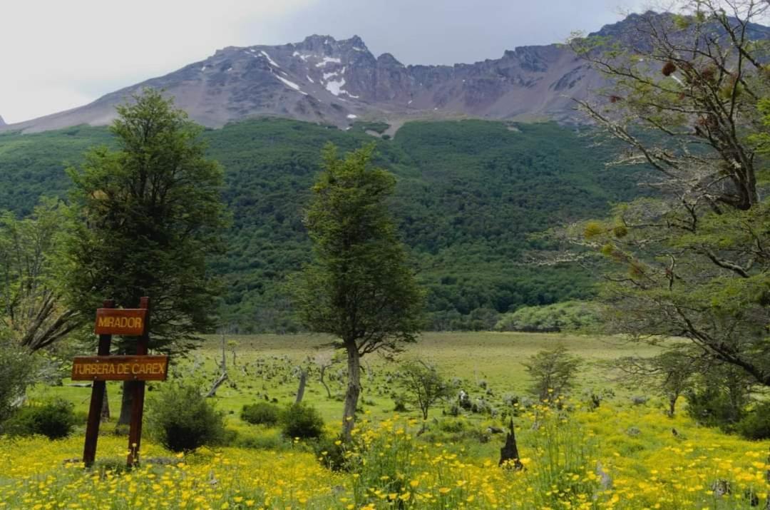 Cabanas Santa Montana Ushuaia Eksteriør billede